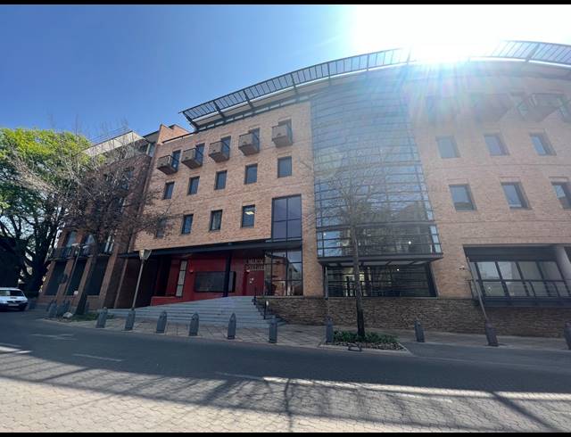 102M² OFFICE TO LET IN MELROSE ARCH